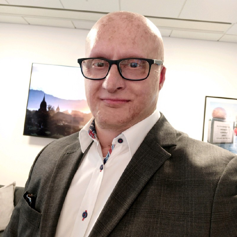 David Omidvar Photo